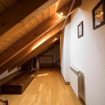 Berde - Verdiblanco 1b, Duplex Rustico Y Madera 公寓 埃里斯特